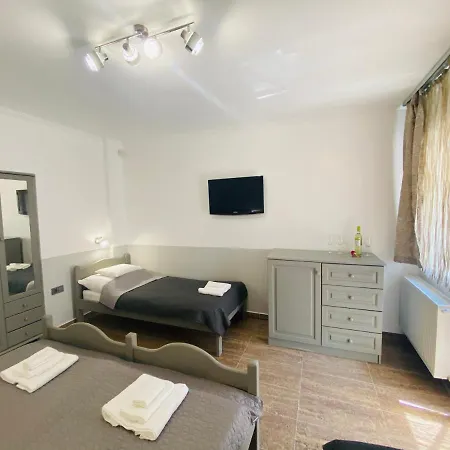  Linton Apartmanhaz