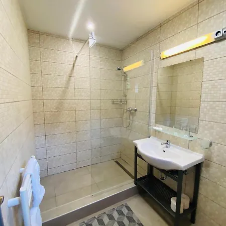 Linton Apartmanhaz - Siofok, Plazs Penzion