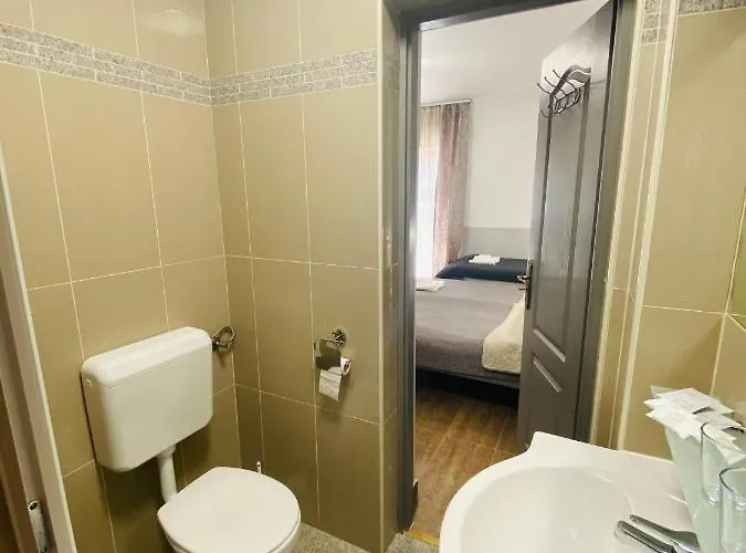 Linton Apartmanhaz Pensjonat